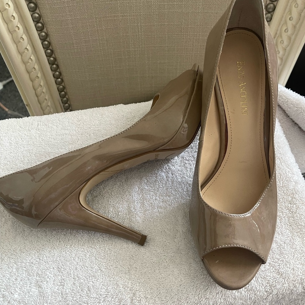 Enzo Angiolini